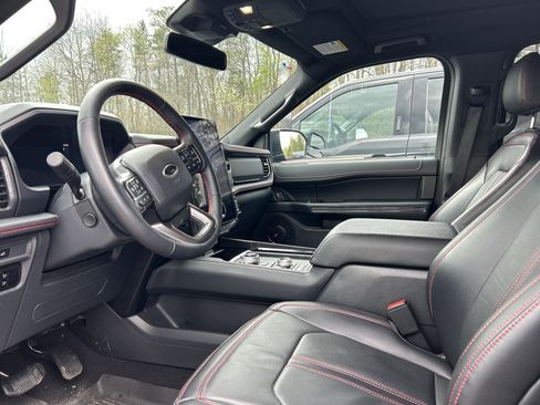Used 2024 Ford Expedition Max Limited AWD/4WD image 9