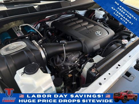 Used 2018 Toyota Tundra Platinum AWD/4WD image 20