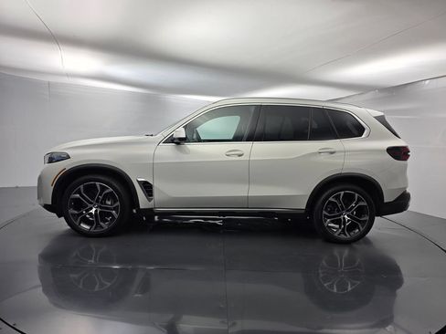 Certified 2026 BMW X5 sDrive40i w/ Premium Package RWD image 7