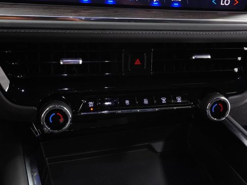 New 2026 Chevrolet Tahoe LS image 26