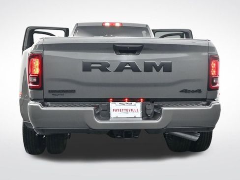 Used 2026 RAM 3500 Big Horn AWD/4WD image 42