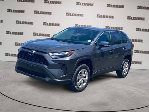 Used 2023 Toyota RAV4 LE AWD/4WD image 1