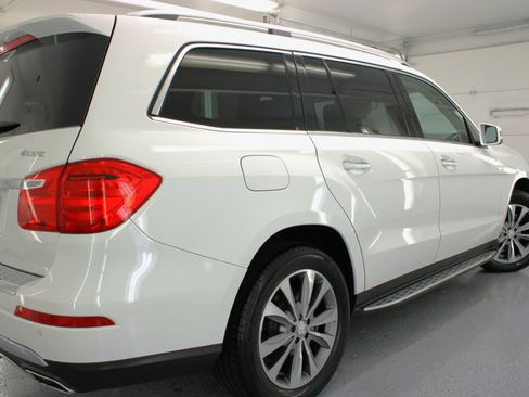 Used 2016 Mercedes-Benz GL 450 4MATIC w/ Premium I Package image 15
