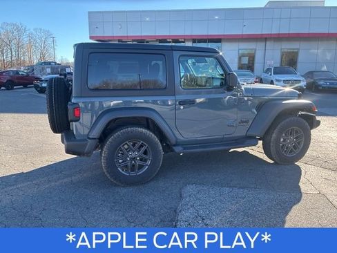 Used 2024 Jeep Wrangler Sport S image 8