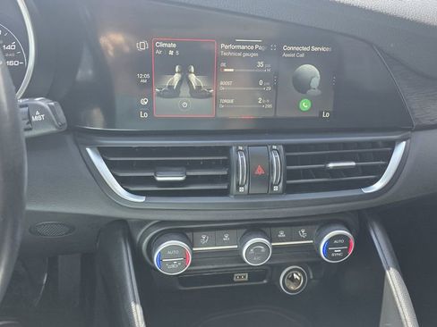 Used 2020 Alfa Romeo Giulia w/ Nero Edizione RWD image 21