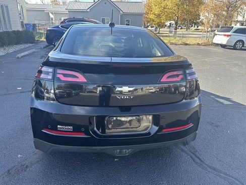 Used 2015 Chevrolet Volt Premium w/ Premium Trim Package image 4