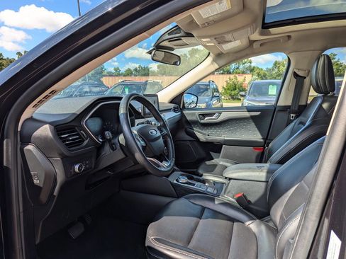 Used 2020 Ford Escape SEL image 14