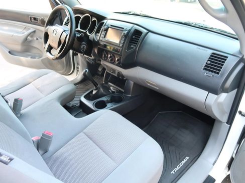 Used 2013 Toyota Tacoma 2WD Regular Cab image 21