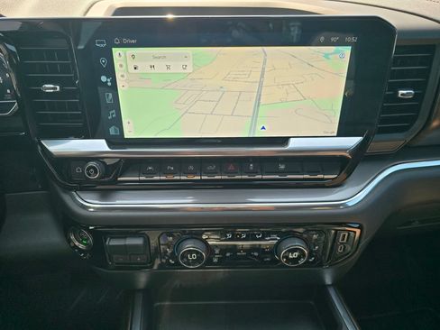 Certified 2023 Chevrolet Silverado 1500 High Country w/ High Country Premium Package AWD/4WD image 19