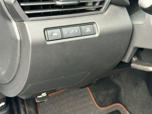 Used 2025 Nissan Altima 2.5 SR FWD image 10