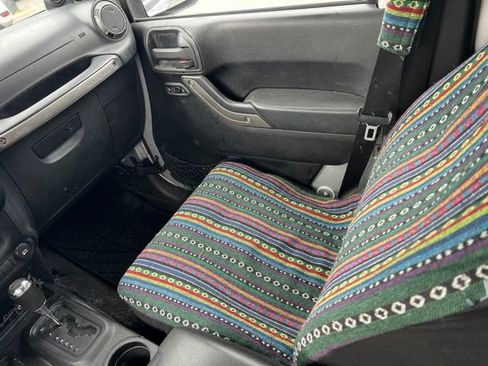 Used 2011 Jeep Wrangler Unlimited Sport image 14