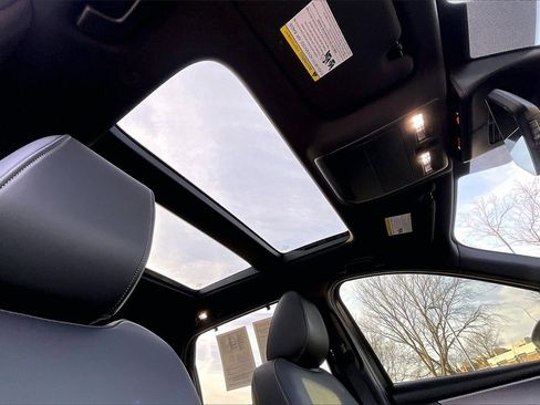 Certified 2025 MAZDA CX-70 3.3 Turbo w/ Premium Plus Pkg image 22