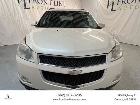 Used 2011 Chevrolet Traverse LT w/ Personal Connectivity Package image 2