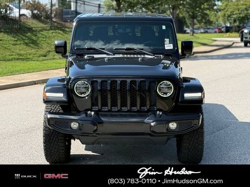 Used 2022 Jeep Gladiator Overland AWD/4WD image 10