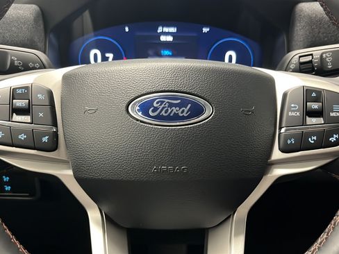 Certified 2026 Ford Explorer Active w/ Active Comfort Package AWD/4WD image 15
