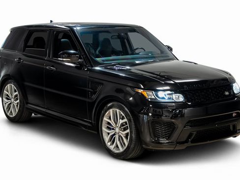 Used 2016 Land Rover Range Rover Sport SVR image 3