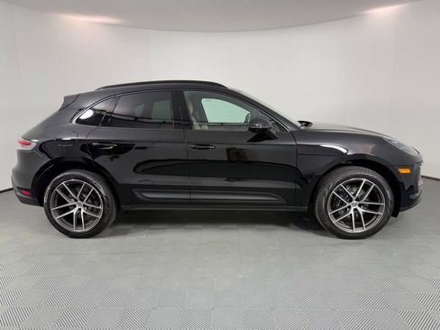 New 2026 Porsche Macan AWD/4WD image 8