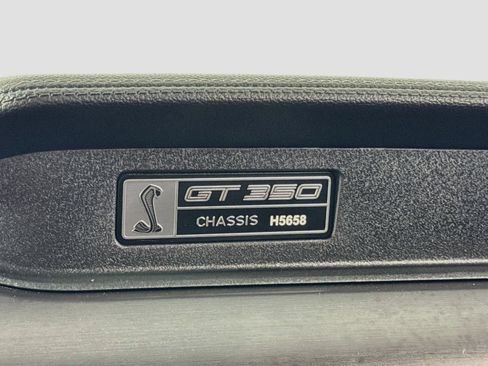 Used 2017 Ford Mustang Shelby GT350 w/ Electronics Package RWD image 21