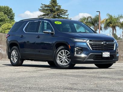 Used 2023 Chevrolet Traverse LT
