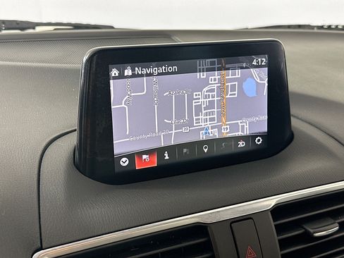 Used 2018 MAZDA MAZDA3 Grand Touring FWD image 13