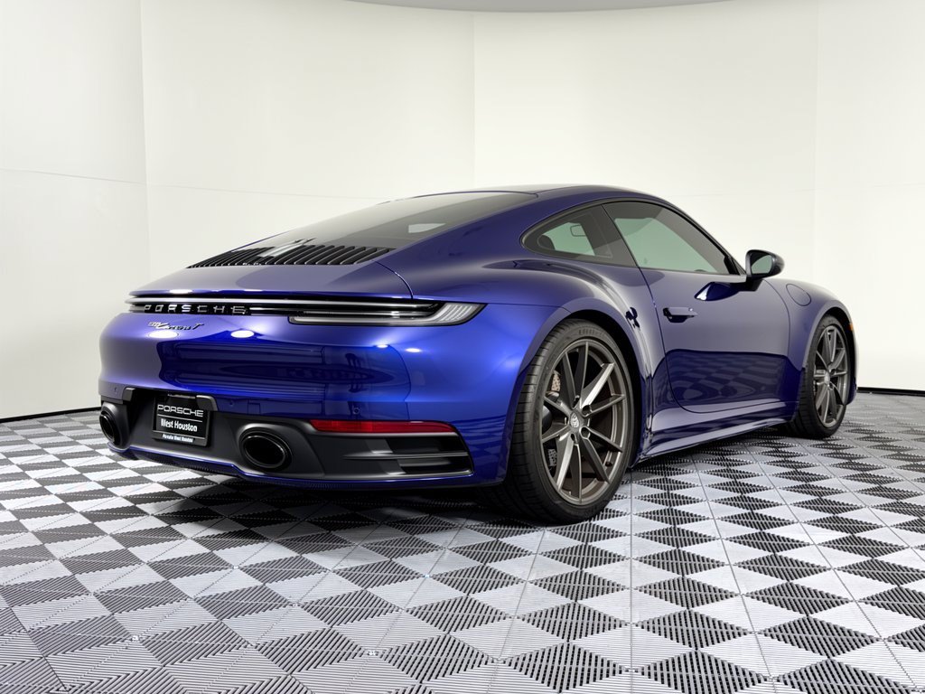 Certified 2024 Porsche 911 Carrera T RWD image 9