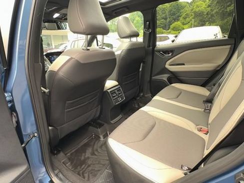 Used 2025 Subaru Forester Limited AWD/4WD image 30