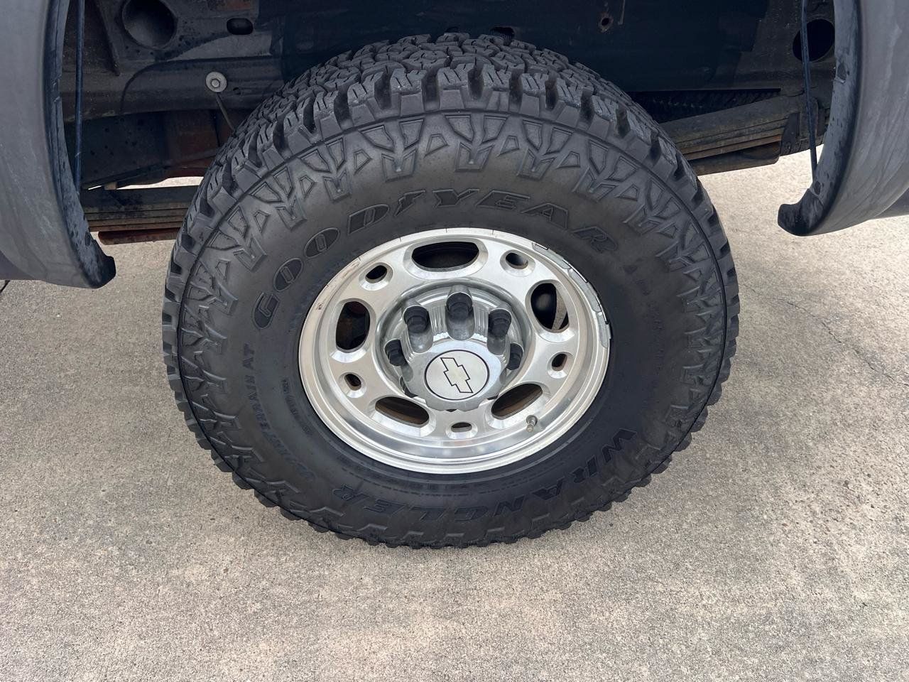 Used 2007 Chevrolet Silverado 2500 LT w/ Heavy-Duty Power Package RWD image 54