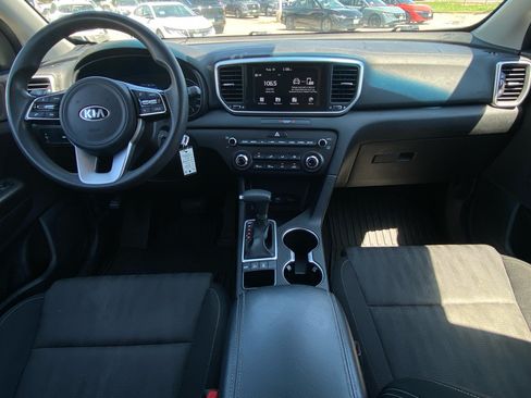Used 2020 Kia Sportage LX AWD/4WD image 14