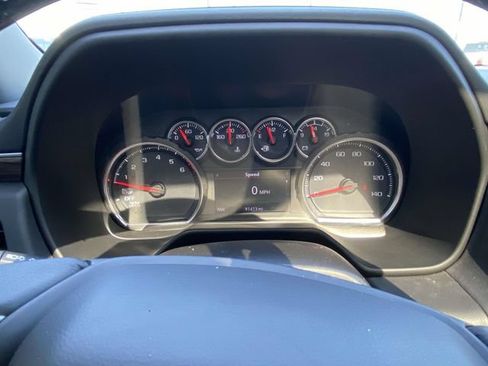 Used 2021 Chevrolet Tahoe LT w/ LT Signature Package RWD image 16