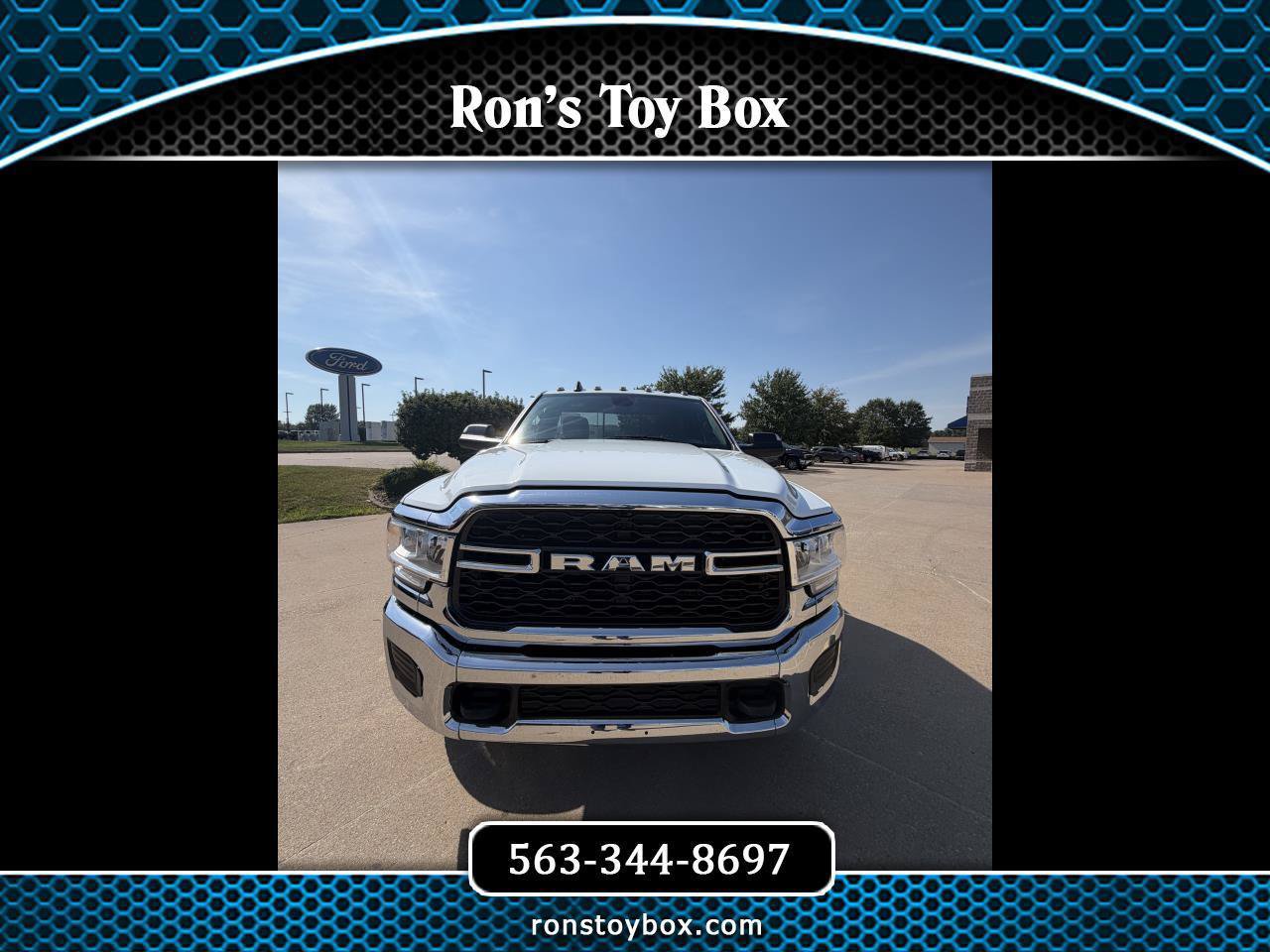 Used 2022 RAM 2500 Tradesman AWD/4WD image 1