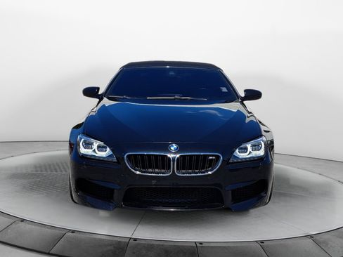 Used 2014 BMW M6 Convertible RWD image 2