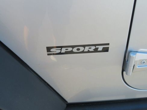 Used 2012 Jeep Wrangler Sport image 14