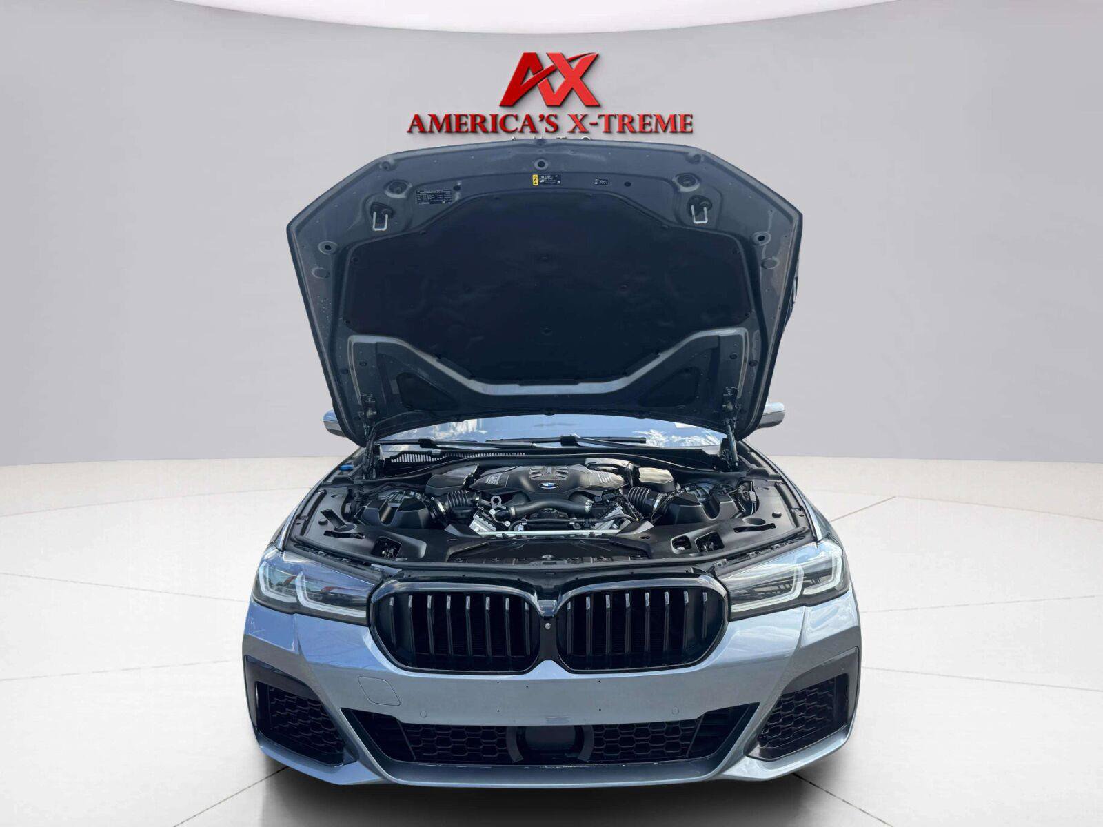 Used 2021 BMW M550i xDrive w/ Dynamic Handling Package AWD/4WD image 49