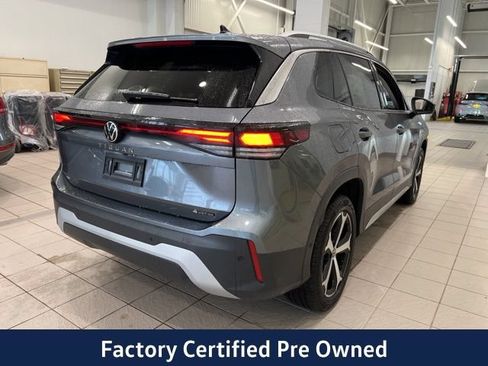 Certified 2025 Volkswagen Tiguan SE AWD/4WD image 9