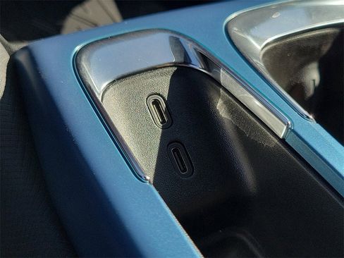 New 2026 Chevrolet Equinox EV LT image 10