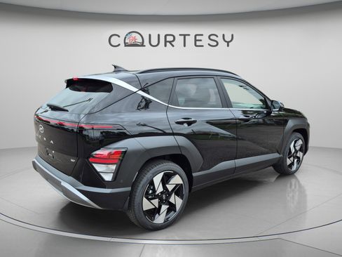 New 2026 Hyundai Kona Limited FWD image 5