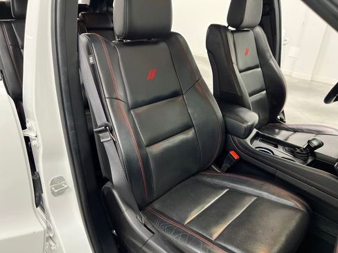 Used 2023 Dodge Durango GT image 24