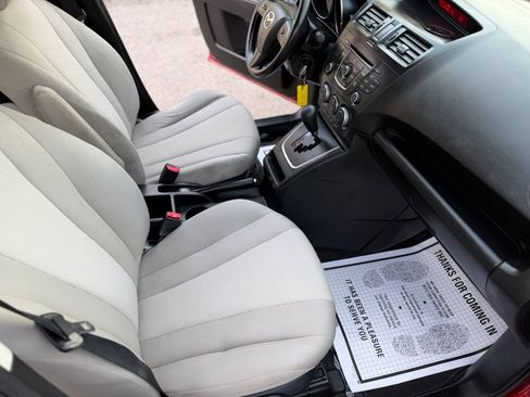 Used 2013 MAZDA MAZDA5 Sport FWD image 30