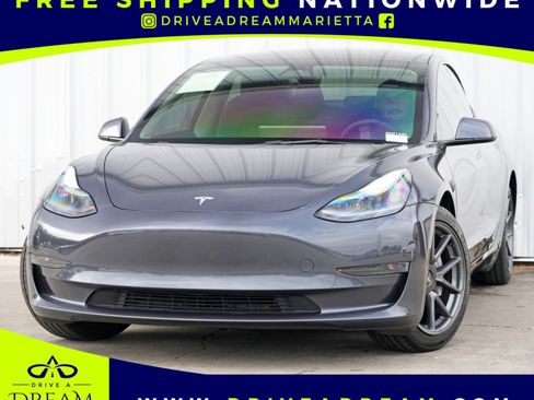 Used 2023 Tesla Model 3 Standard Range image 1