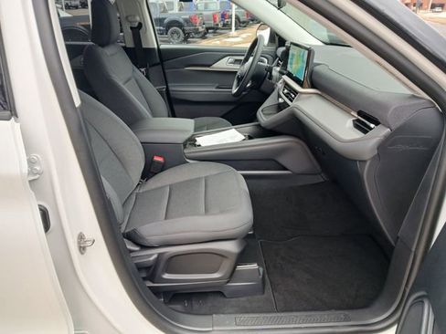 New 2026 Ford Explorer Active AWD/4WD image 33