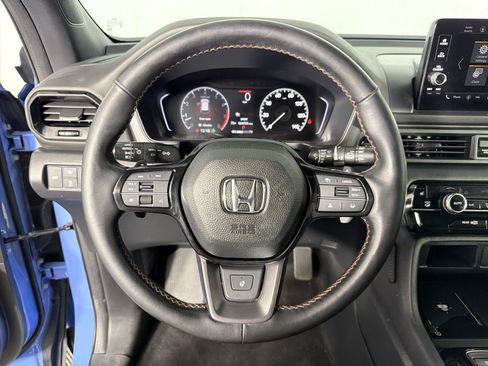 Used 2023 Honda Pilot TrailSport image 24