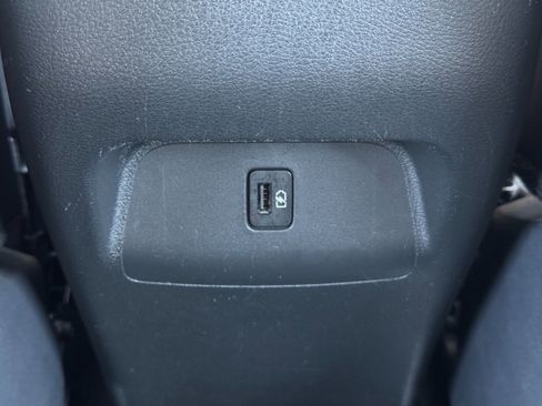 Used 2020 Nissan Sentra SR w/ Premium Package image 30