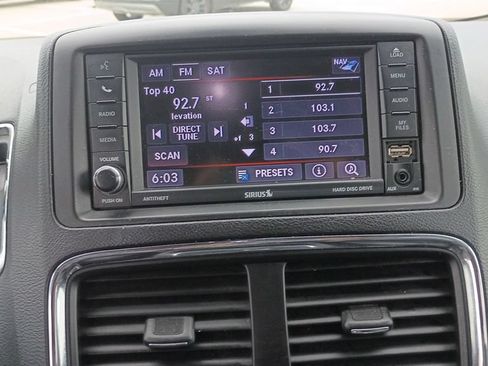 Used 2019 Dodge Grand Caravan GT FWD image 18