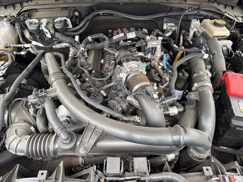 Used 2022 Ford Bronco Wildtrak AWD/4WD image 53