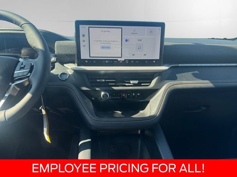 New 2026 Ford Explorer Tremor w/ Tremor Ultimate Package AWD/4WD image 13