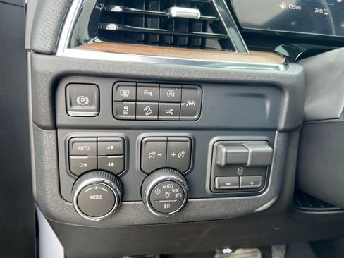 Used 2026 Chevrolet Tahoe High Country w/ Sun And Tow Package AWD/4WD image 34