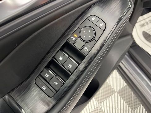 Used 2023 Nissan Rogue SV w/ SV Premium B Package image 31