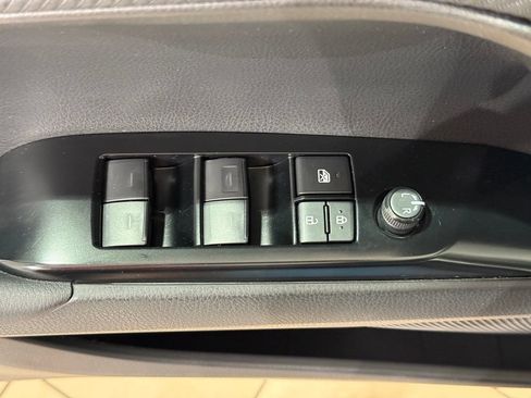Certified 2025 Toyota Camry SE w/ Multimedia Upgrade Package AWD/4WD image 15