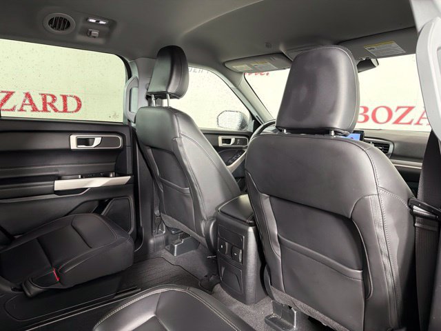 Used 2023 Ford Explorer XLT w/ Equipment Group 202A RWD image 35