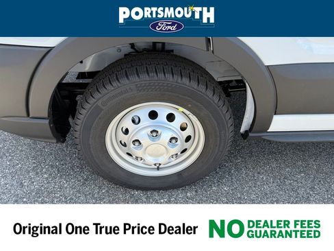 New 2025 Ford Transit 250 Low Roof AWD w/ Exterior Upgrade Package image 22